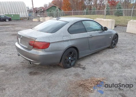 2011 BMW 335I xDrive z USA, uszkodzony, nr VIN WBAKF9C5XBE619808